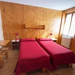 Meublé Dante Hotel 2*