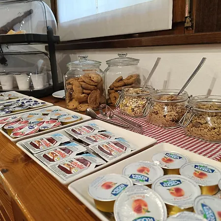 Hotel Meublé Dante Bormio